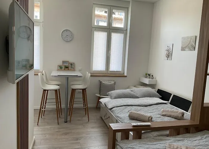 Διαμέρισμα Center *