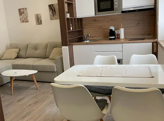 Center Διαμέρισμα *