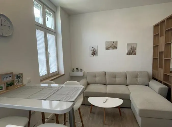 Διαμέρισμα Center *